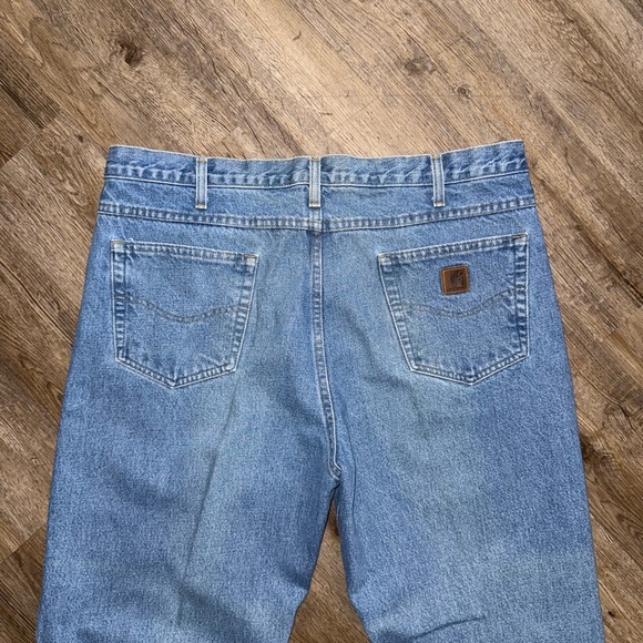 Carhartt • Relaxed Fit Jeans - Picture 2 of 7